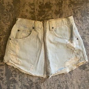 Size 29 Light Washed Car Mar Skirt